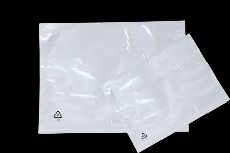 Picture for category Plain Document Enclosed Wallets